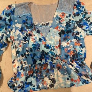 BCBG MAXAZRIA DRESS MEDIUM SIZE FLORAL&LACE SHEAR PRINT WITH BULIT IN CAMISOLE